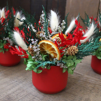 Be Merry Cup Arrangement