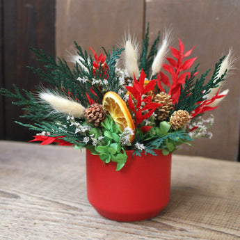 Be Merry Cup Arrangement