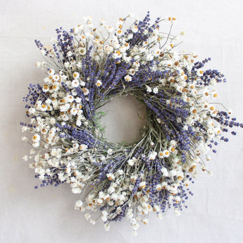 Annabelle Wreath 18"