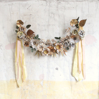 Antique White & Gold Metal Garland 22"